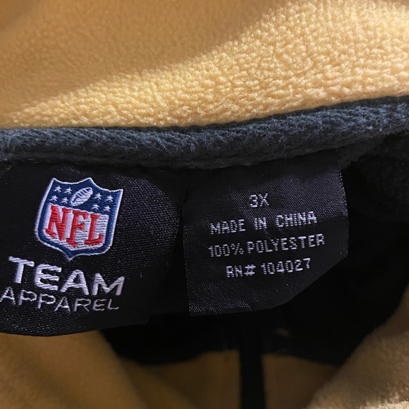 Green Bay Packers  NFL Fleece Vest Size 3XL - Picture 3 of 5